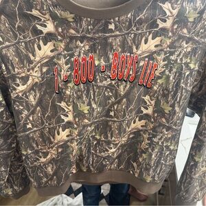 Camouflage Joggers with Red Text top is xs/s pants s